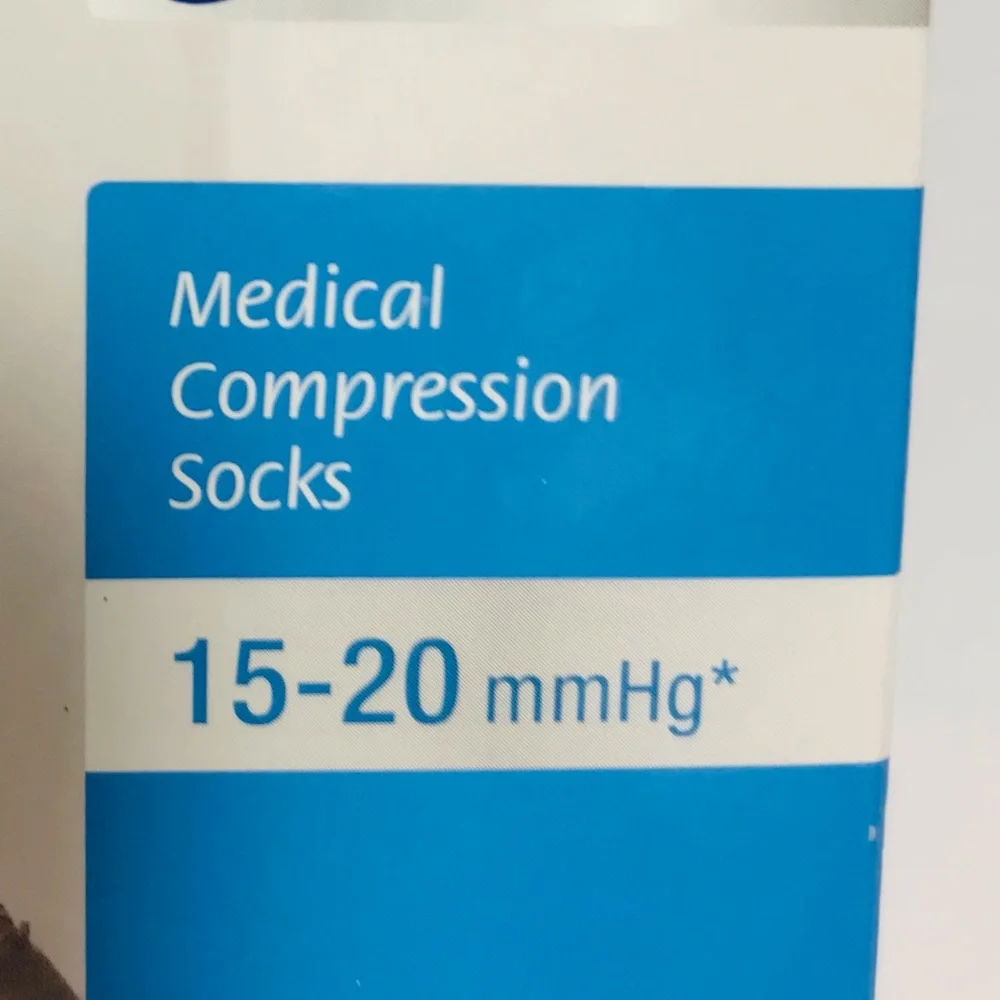 Jobst 2 Pair SoSoft White 15-20 mmHg XL Knee High Compression Socks NWT